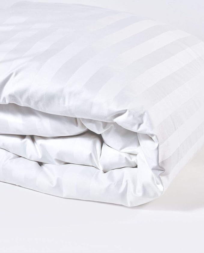 Princes White Stripe Microfiber Quilt Single